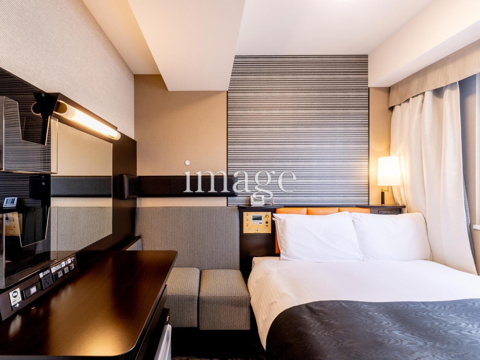 Apa Hotel Niigata Tsubamesanjo Ekimae Bagian luar foto